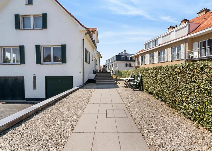 Villa Maria Villa Aan Zee Met Prive Parking 8P