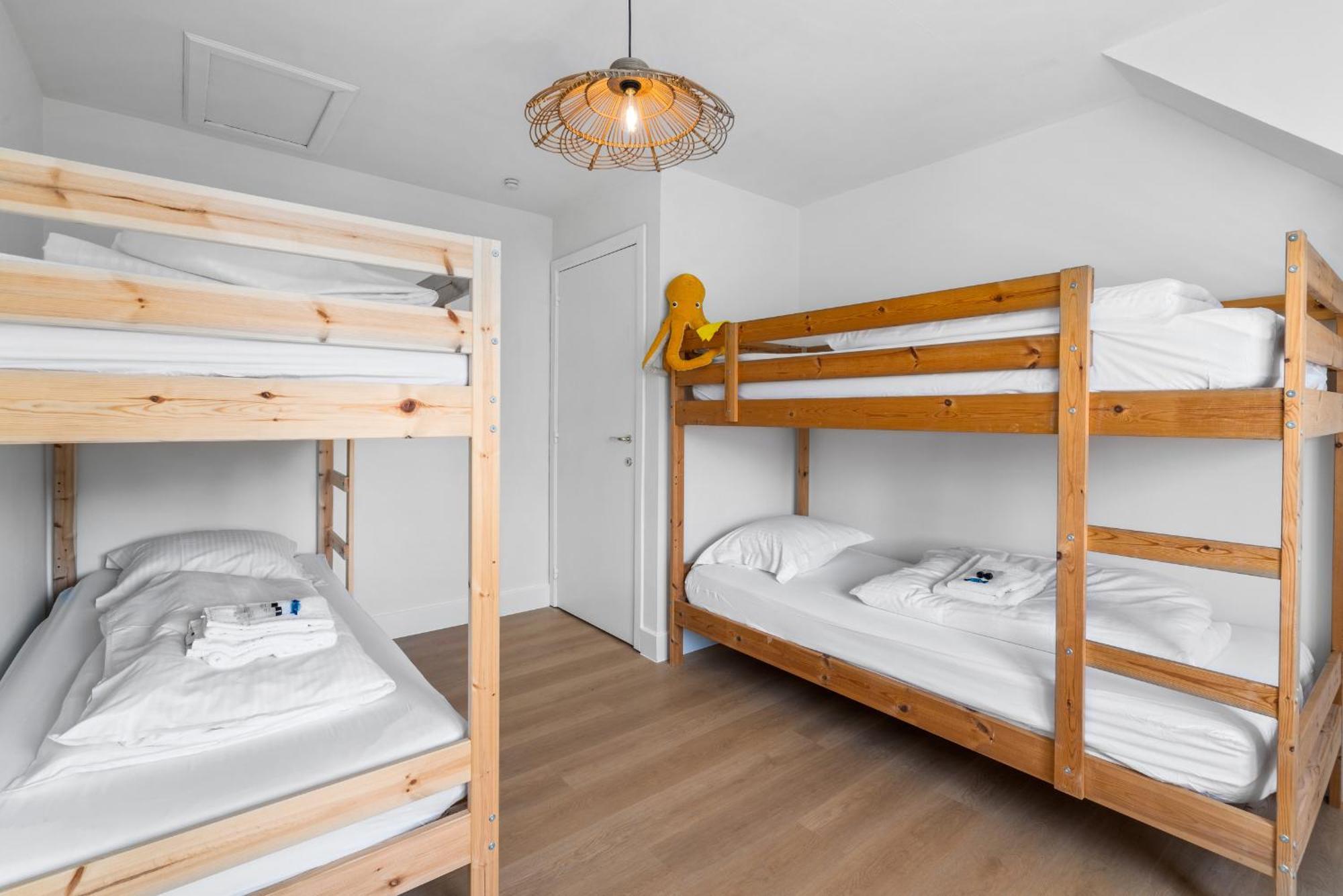 Villa Maria Aan Zee Met Prive Parking 8p *